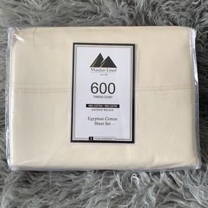 MayfairLinen Egyptian Cotton sheet, ivory- KING